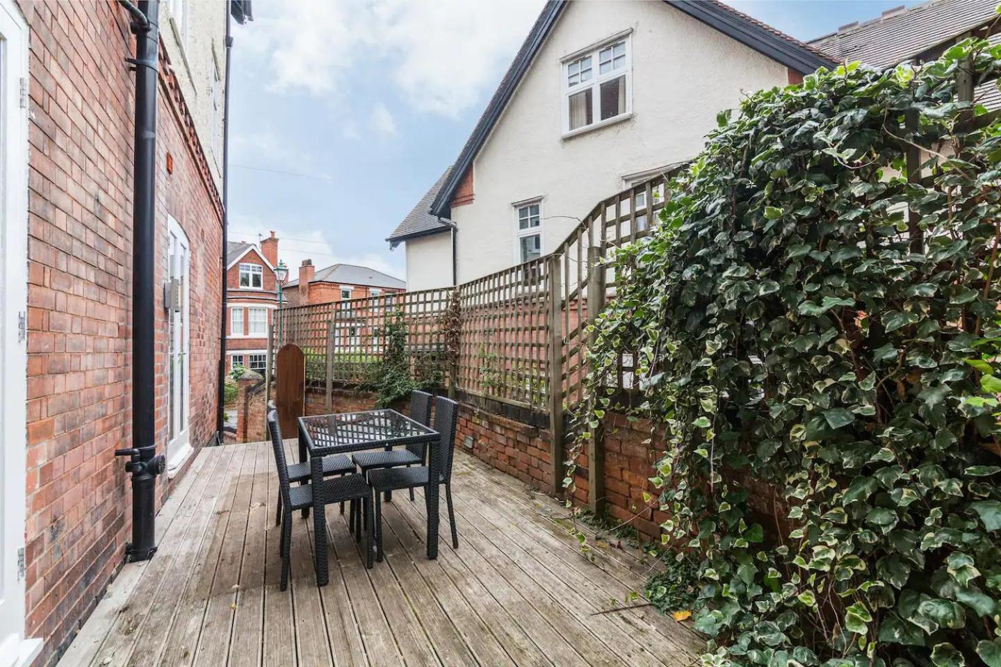 The Dagmar Grove Apartments Nottingham Bagian luar foto